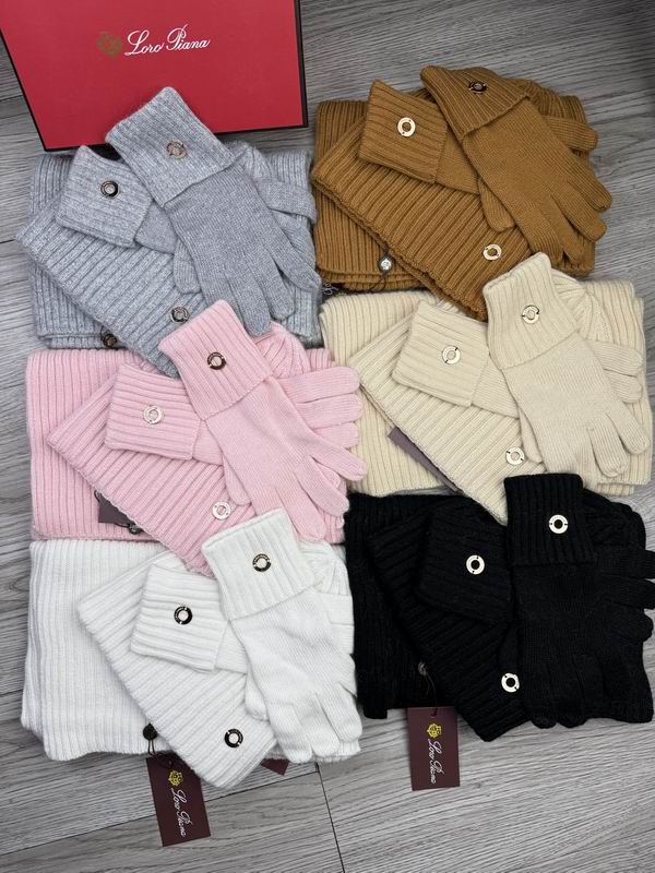 Loro Piana Scarf Hat Gloves E02